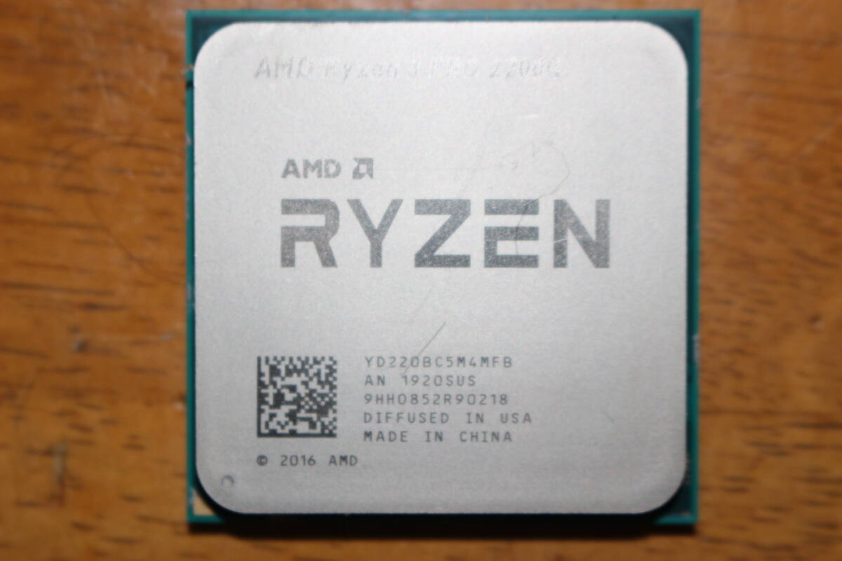 AMD Ryzen 3 PRO 2200Gの画像3
