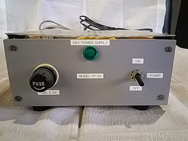 自作電源の中古品です。KP-3A DC12V/500mA 2013年製 BCLラジオ用安定化電源の画像1