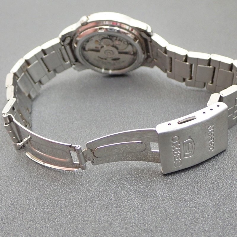 セイコー ファイブ 7S26-03S0 シルバー文字盤 裏スケ デイデイト 自動巻 38mm メンズ 腕時計 稼動品 ヴィンテージ SEIKO 5 1円スタートの画像7