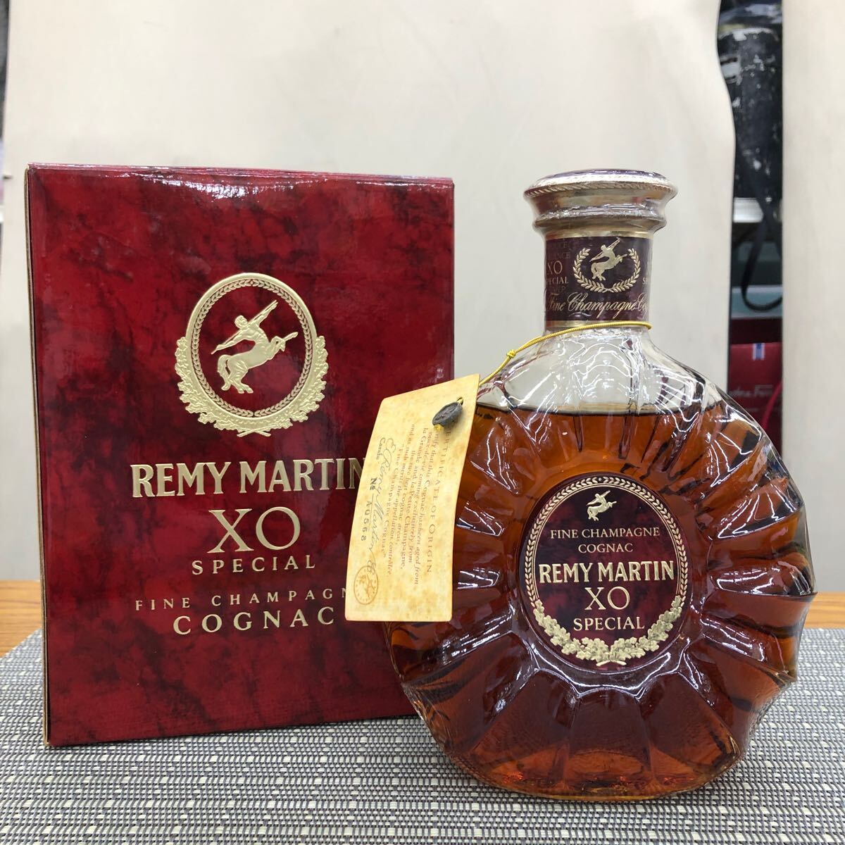 未開栓 REMY MARTIN XO SPECIAL 700ml レミーマルタン XOスペシャル コニャック 箱付_画像1