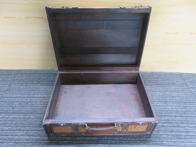 D* retro antique storage case case BOX Italy made? present condition goods 