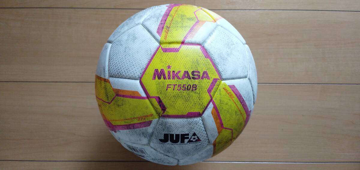 【中古】ミカサ　サッカーボール　5号球　アルムンド　FT550B 大学サッカー　_画像2