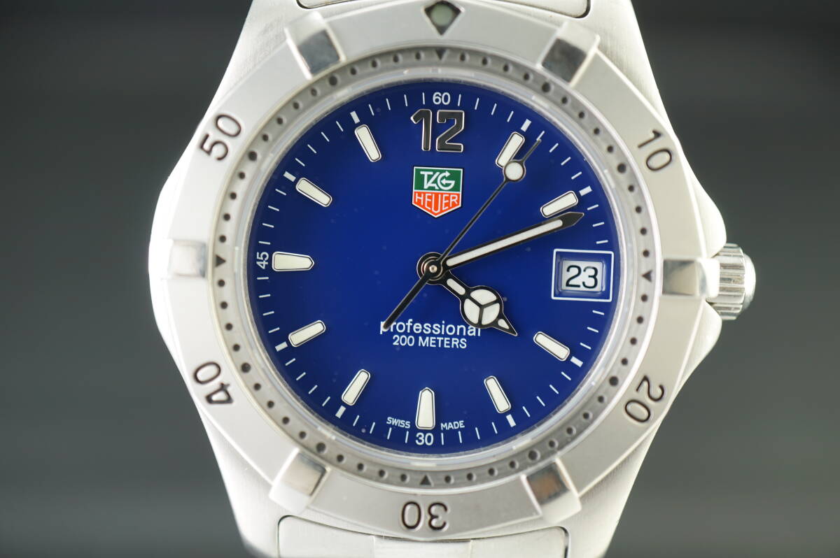 良品♪【B4/20-16 AC38】★TAG HEUER/タグ・ホイヤー プロフェッショナル WK1113-1 クオーツ メンズ 稼働品★の画像2