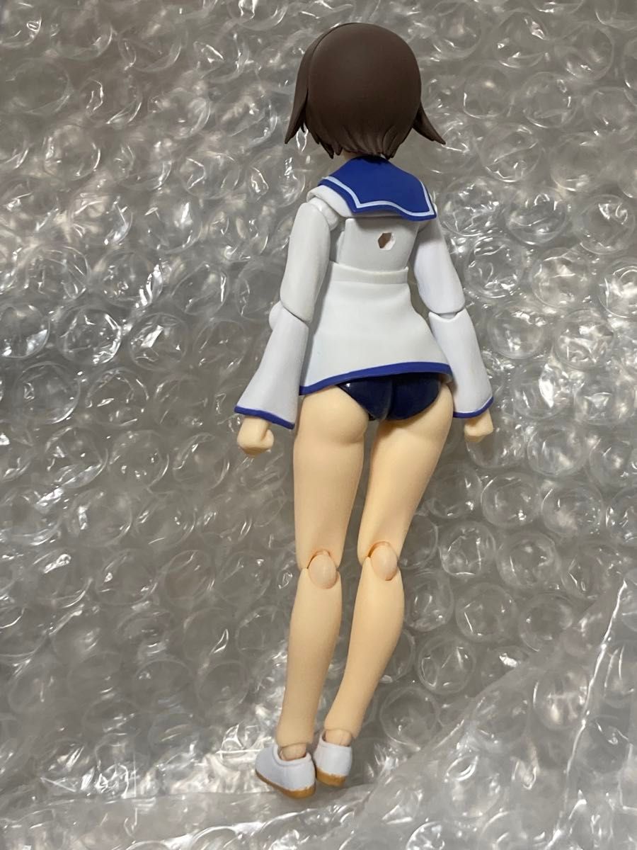 figma ストライクウィッチーズ 劇場版 宮藤芳佳 震電ver. スト魔女　可動フィギュア　ミニチュア　銃　武器　1/12 ガン