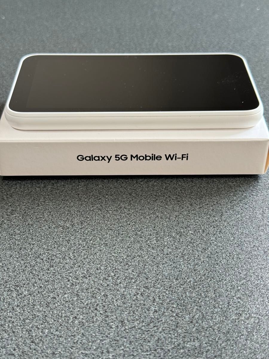 SAMSUNG Galaxy 5G Mobile Wi-Fi SCR01