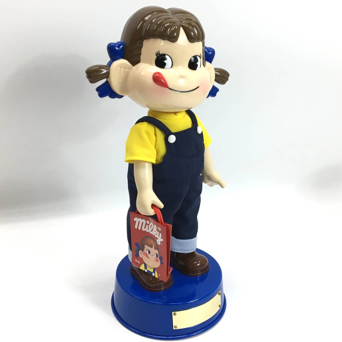 FUJIYA 不二家 首振りペコちゃん人形 milky ミルキー版 共同企画限定キャンペーン当選品 約31cm レトロ 当時物 青 非売品 限定 24d菊-_画像1