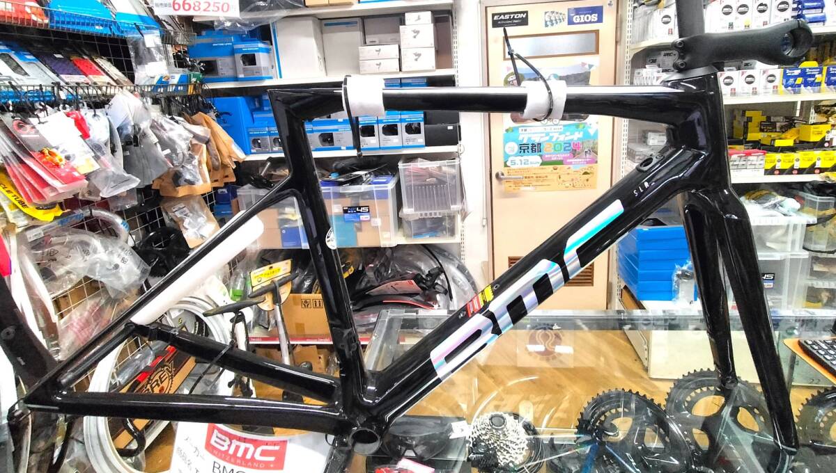 アウトレット新品 BMC Teammachine SLR FRS フレームセット V1 アウトレット新品 BMC Teammachine SLR FRS フレームセット V1