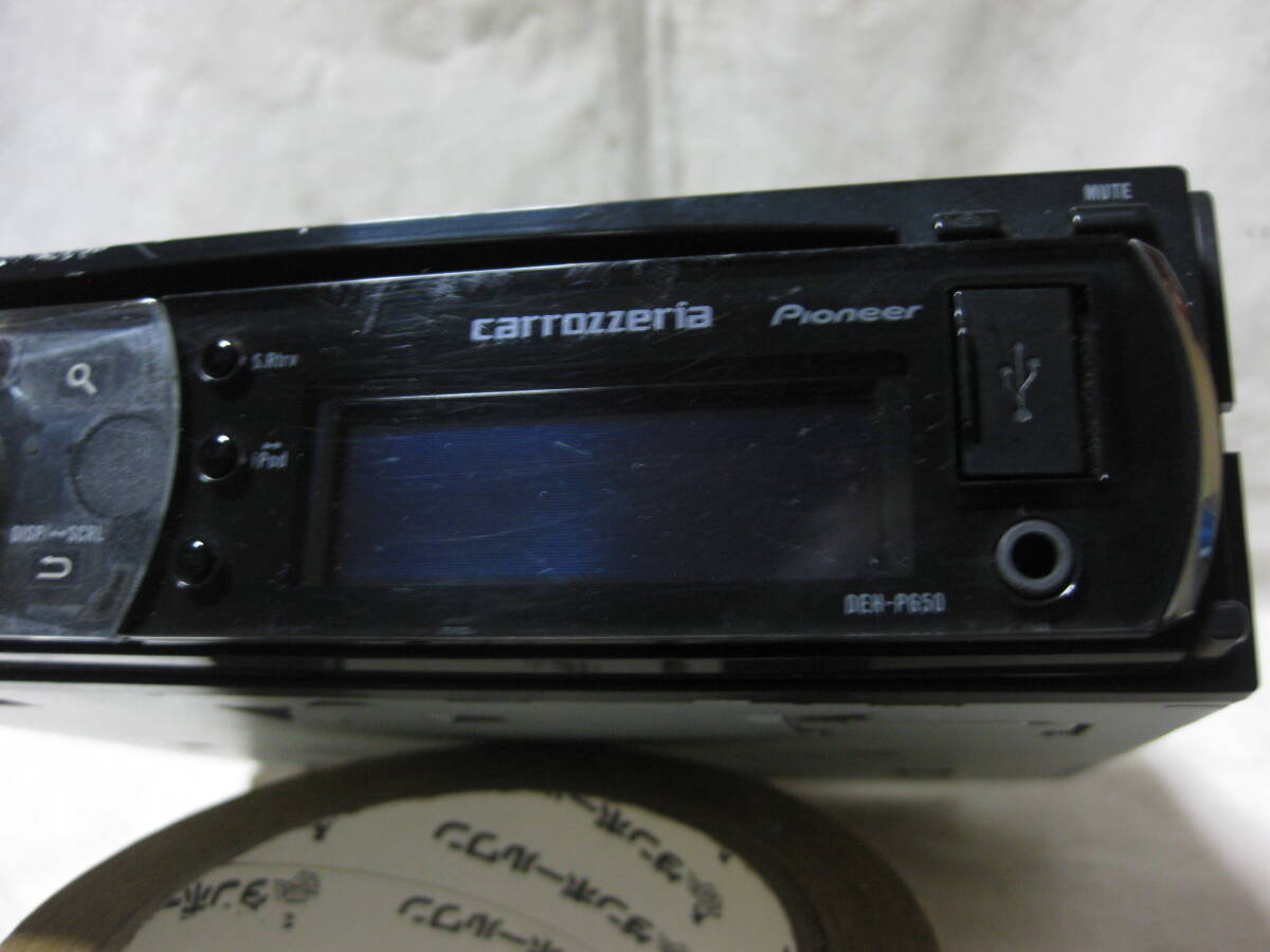 K-2269 Carrozzeria カロッツェリア DEH-P650 MP3 フロント USB AUX 1Dサイズ CDデッキ 故障品の画像2