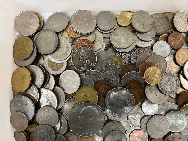 長「0401A」外貨おまとめ 硬貨 紙幣 総重量約2,963ｇ アメリカドル 中国銀行 インドネシア などの画像5