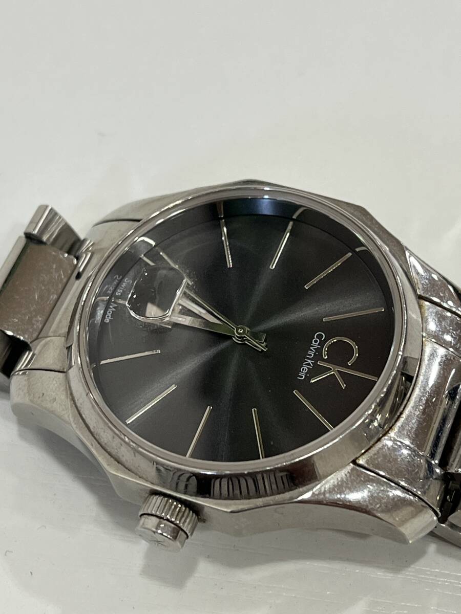 G「19810」Calvin Klein カルバンクライン CK 腕時計 K77411 クオーツ アナログ ラウンド 文字盤ブラック シルバー デイト テスター〇の画像2