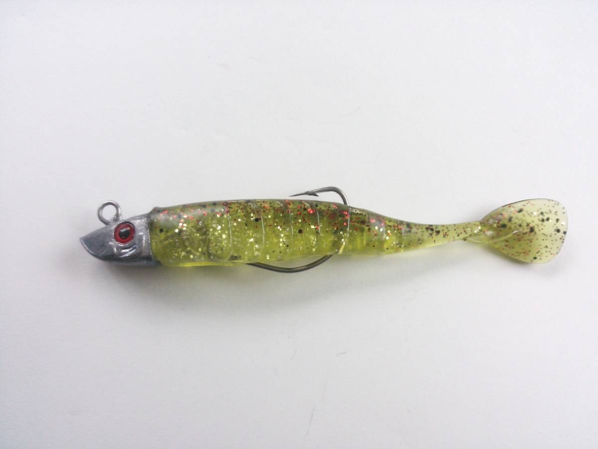 魚の頭　ジグヘッド　＋　ワーム　ソフトルアー　11cm　16g　5色　セット　ヘッドと針が切り離し可能　やわらか素材　シャッドテール　3D_画像6