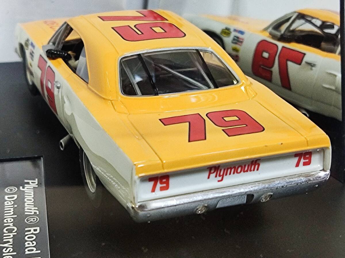 Carrera 1/32 スロットカー Plymouth Road Runner 1970 #79 [25742] /カレラ/Slot car/プリムス ロードランナー/ストックカーの画像8