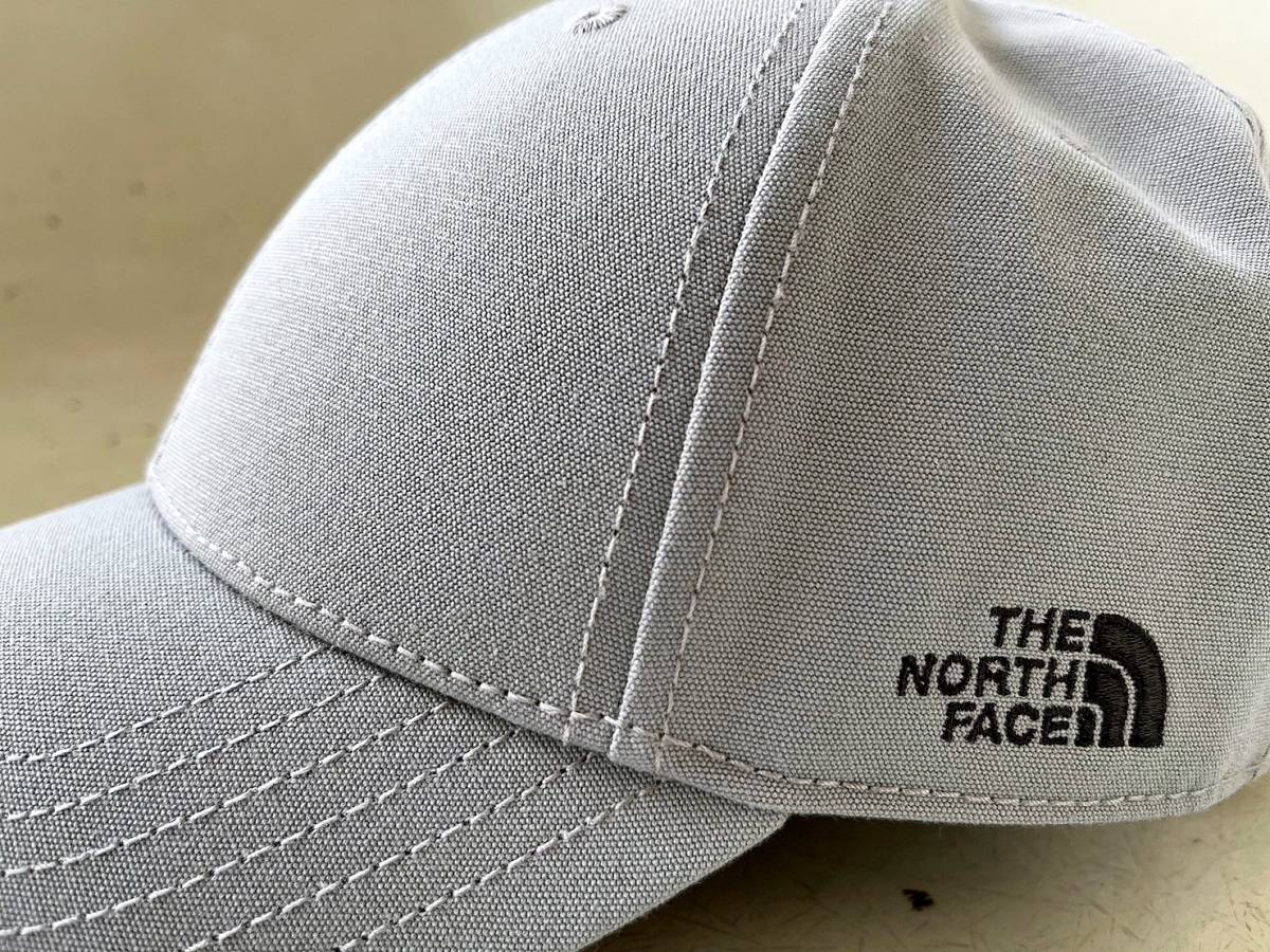 新品 USA限定 正規品 日本未発売 The North Face ノースフェイス ロゴ刺繍キャップ 帽子 Unisex アジャスター調節可能 グレーの画像2