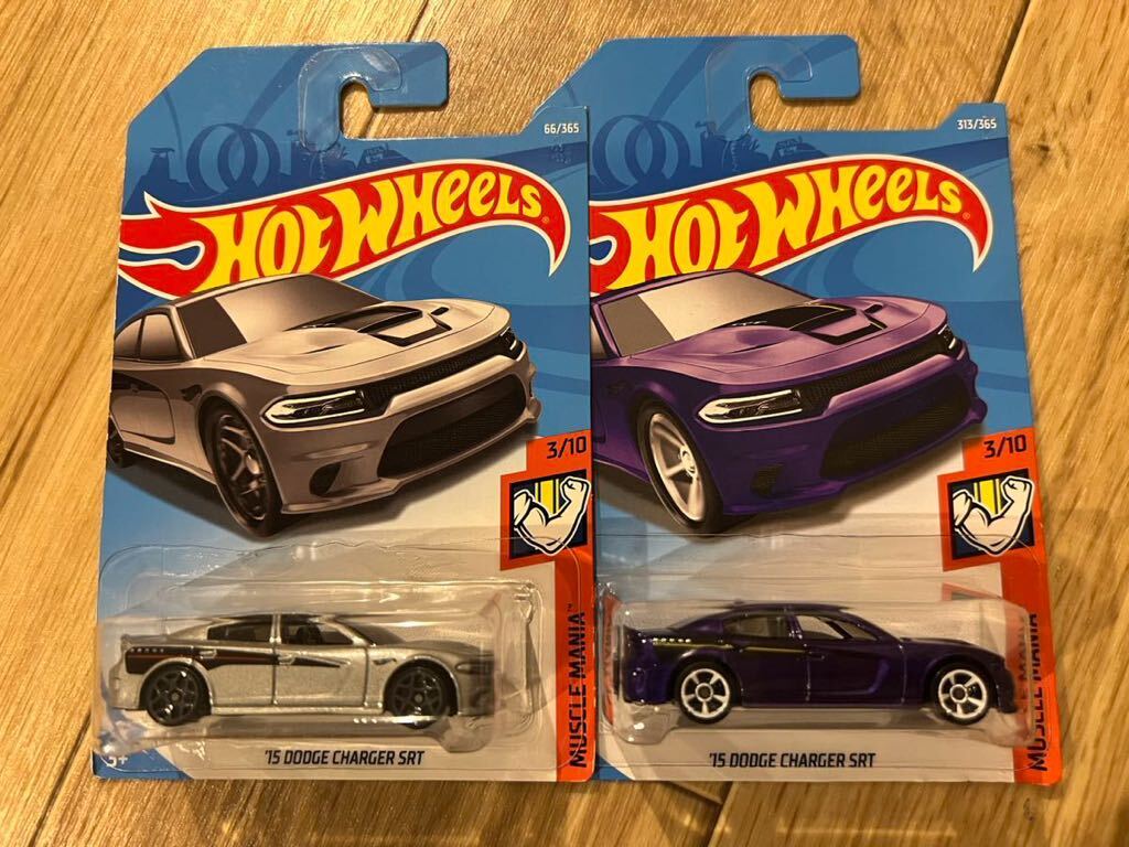 ホットウィール Hot Wheels ‘15 DODGE CHARGER SRT 2台セット ダッジ チャージャー_画像1