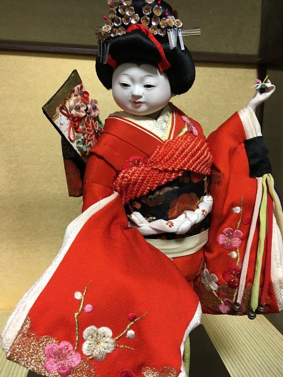 送料無料/本格派 日本舞踊人形『羽根の禿 』総刺繍入正絹衣装 送料無料/本格派 日本舞踊人形『羽根の禿 』総刺繍入正絹衣装