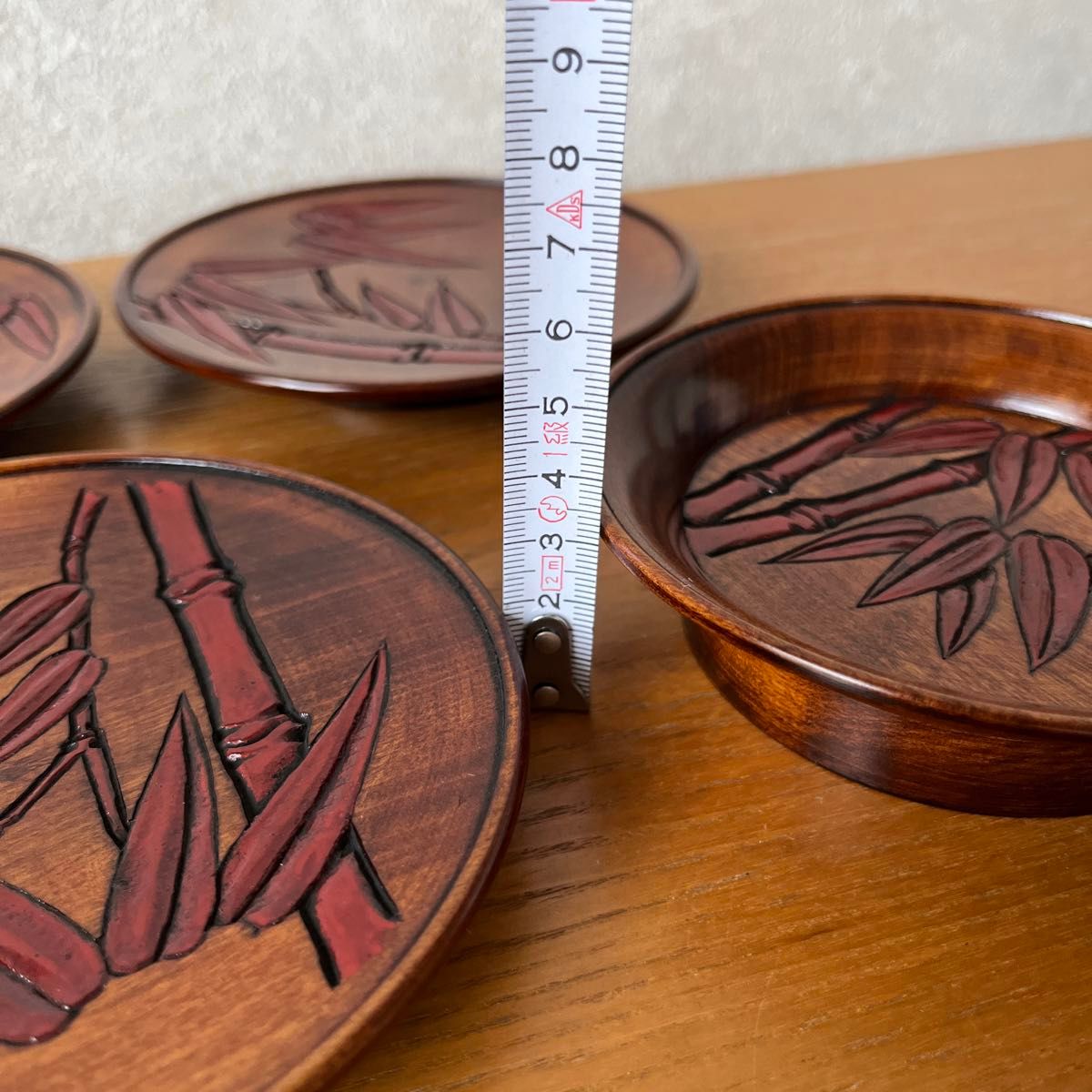 烏城彫　菓子皿5枚　コースター1枚　笹の葉模様　岡山工芸品　民芸品 天然木 銘々皿 木製漆器
