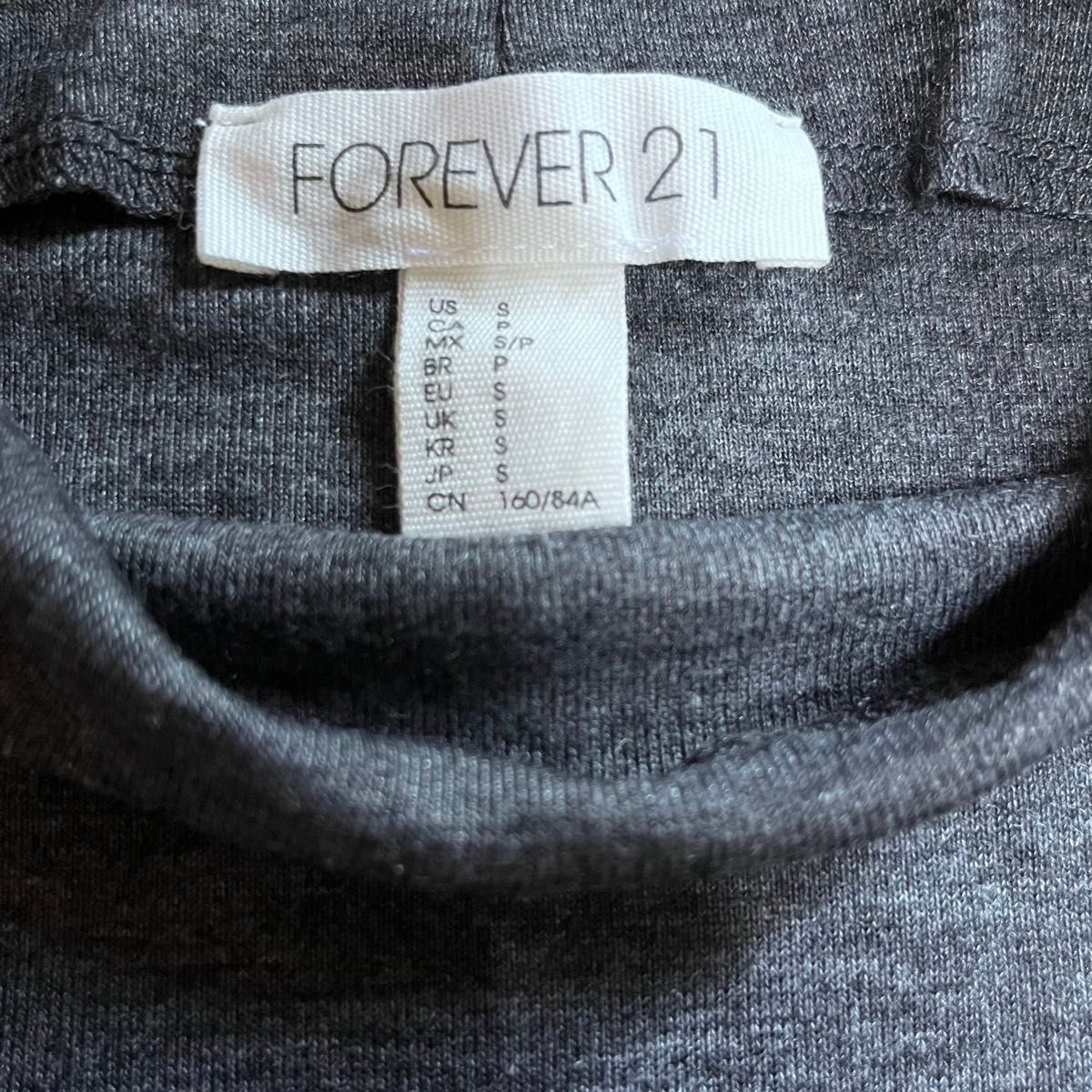 Forever21  ボトルネック長袖ロングチュニック　ハイネック