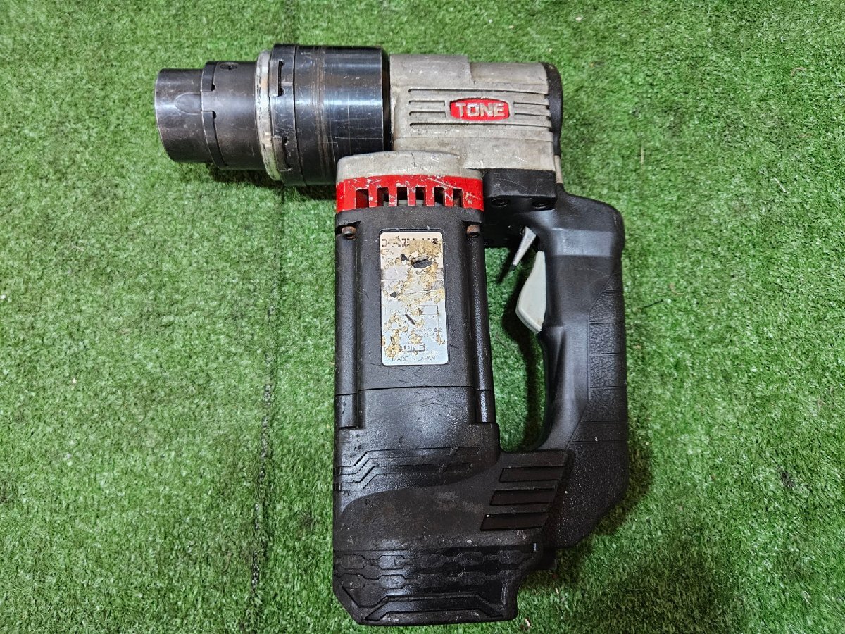 ★中古/動作品★ TONE トネ 前田金属工業 コードレスシャーレンチ CSM220 バッテリー BSL36B18X 2個付き 【アクトツール久留米】の画像2