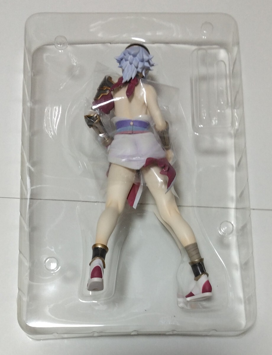 ... army head .sizka coming out .Ver. Queen's Blade 