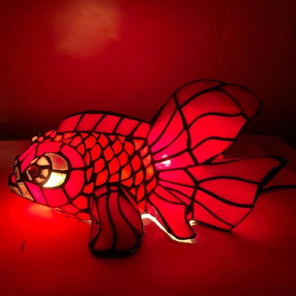 Byeeee 金魚 ベッドサイドランプ オシャレ テーブルランプ Byeeee 金魚 ベッドサイドランプ オシャレ テーブルランプ