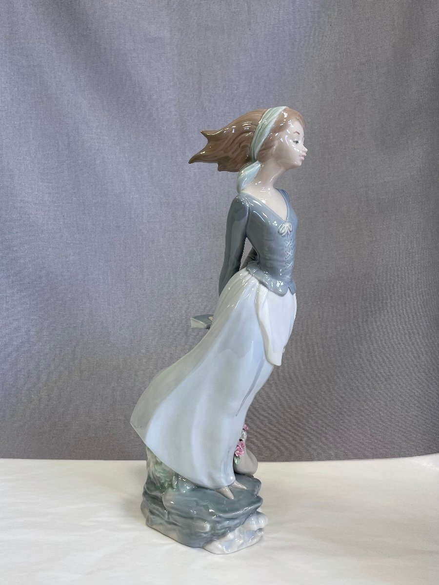 ［道］LLADRO リヤドロ 『海のそよ風』フィギュリン 陶器人形の画像2