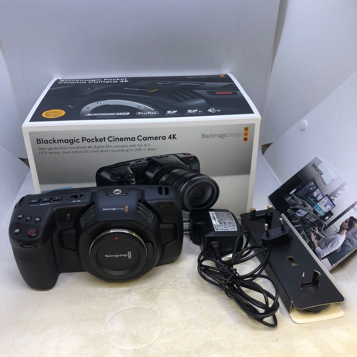 ★美品★ ブラックマジックデザイン Blackmagic Pocket Cinema Camera 4k 通電OK 動作未確認 現状渡し 1円〜の画像1