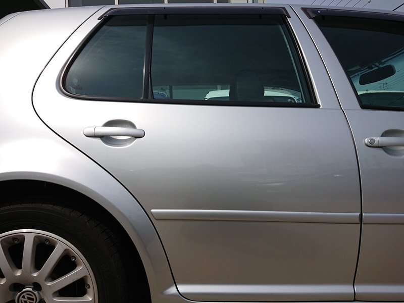 [psi] VW GH-1JAUM 1J Golf 4 GTX правая задняя дверь LA7W серебряный H15 год 