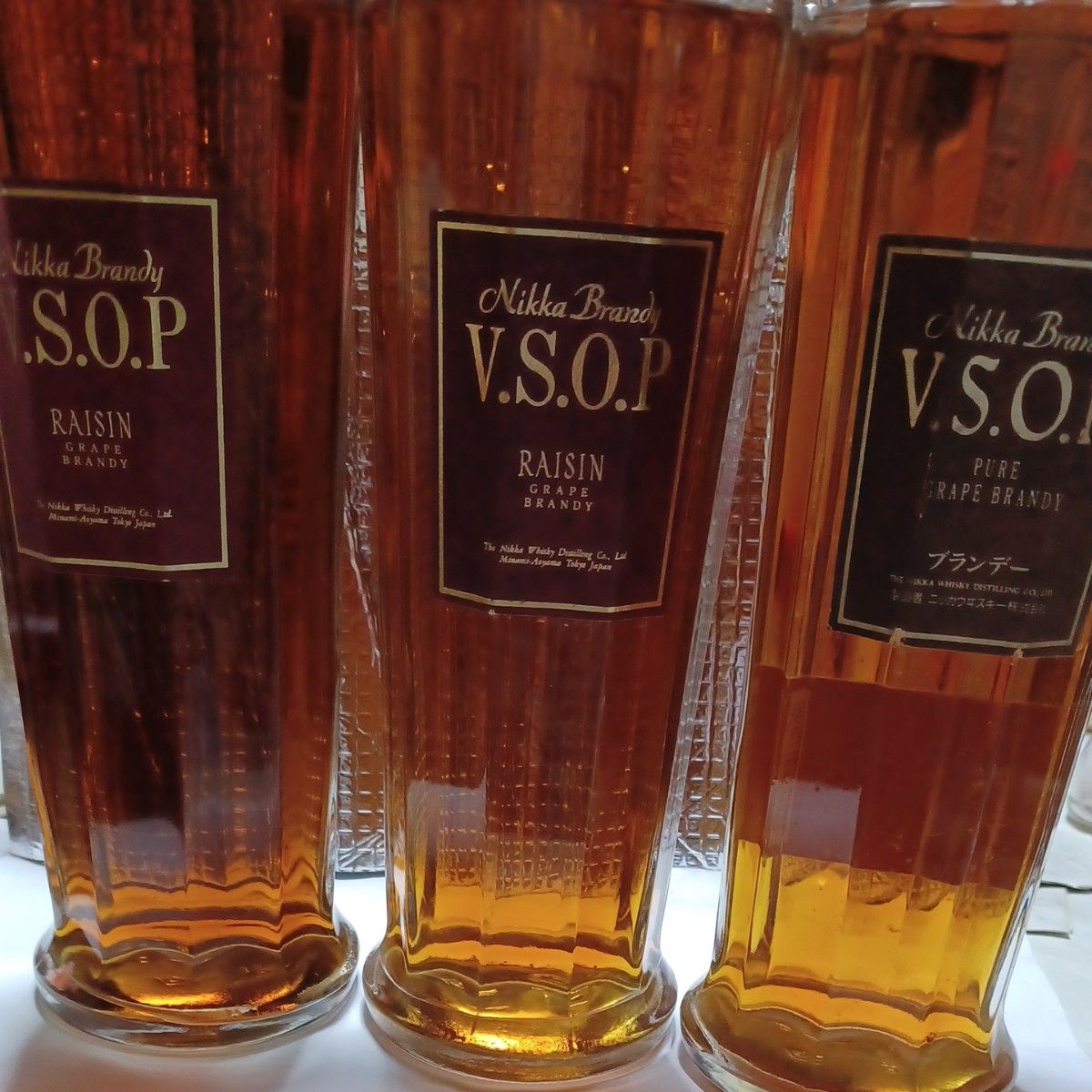 ニッカブランデーVSOP660m43度。三本セットです。1991年7月から1995年1月迄の期間限定販売の希少品です。(梱)