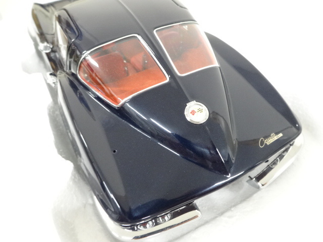 新品 未使用 AUTO art MILLENNIUM オートアート 1963 CHEVROLET CORVETTE STING RAY シボレー コルベット スティングレイ ブルー 青 1/18の画像4