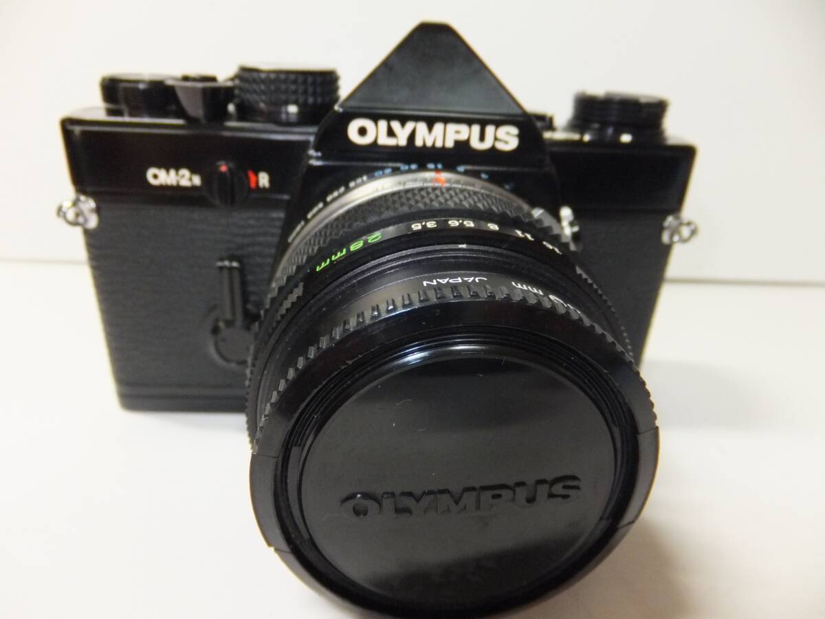 NO32　　　OLYMPUS　OM-2ｎ　ブラック完動品　綺麗な固体　　909008
