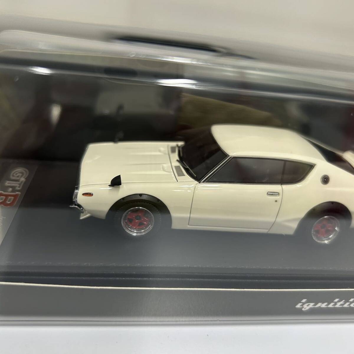 未使用 ignition model NISSAN SKYLINE 2000 GT-R (KPGC110) white 0072 ミニカー 1/43 スカイライン イグニッションモデル の画像3