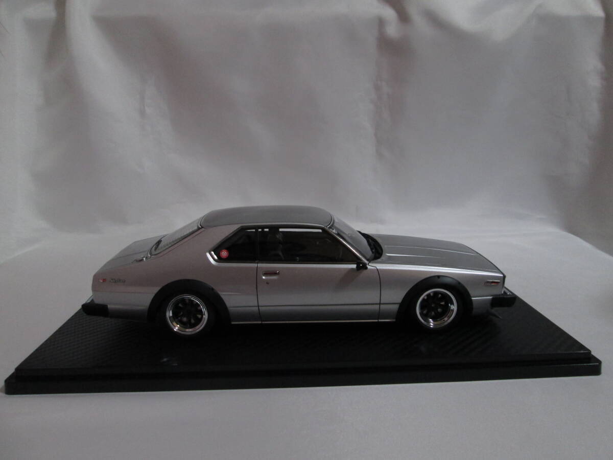 イグニッションモデル　1/18　日産　スカイライン　GT-ES Silver【新品】_画像2