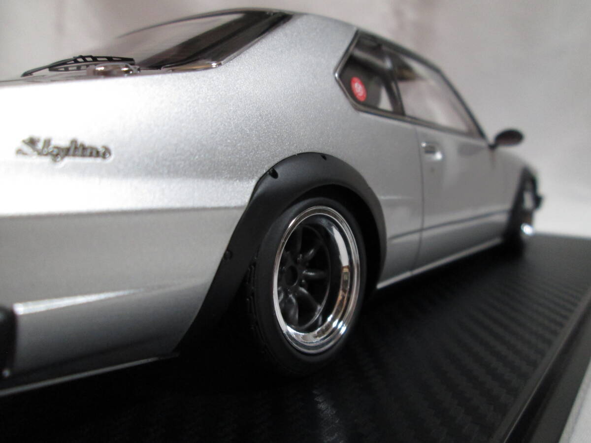 イグニッションモデル　1/18　日産　スカイライン　GT-ES Silver【新品】_画像4