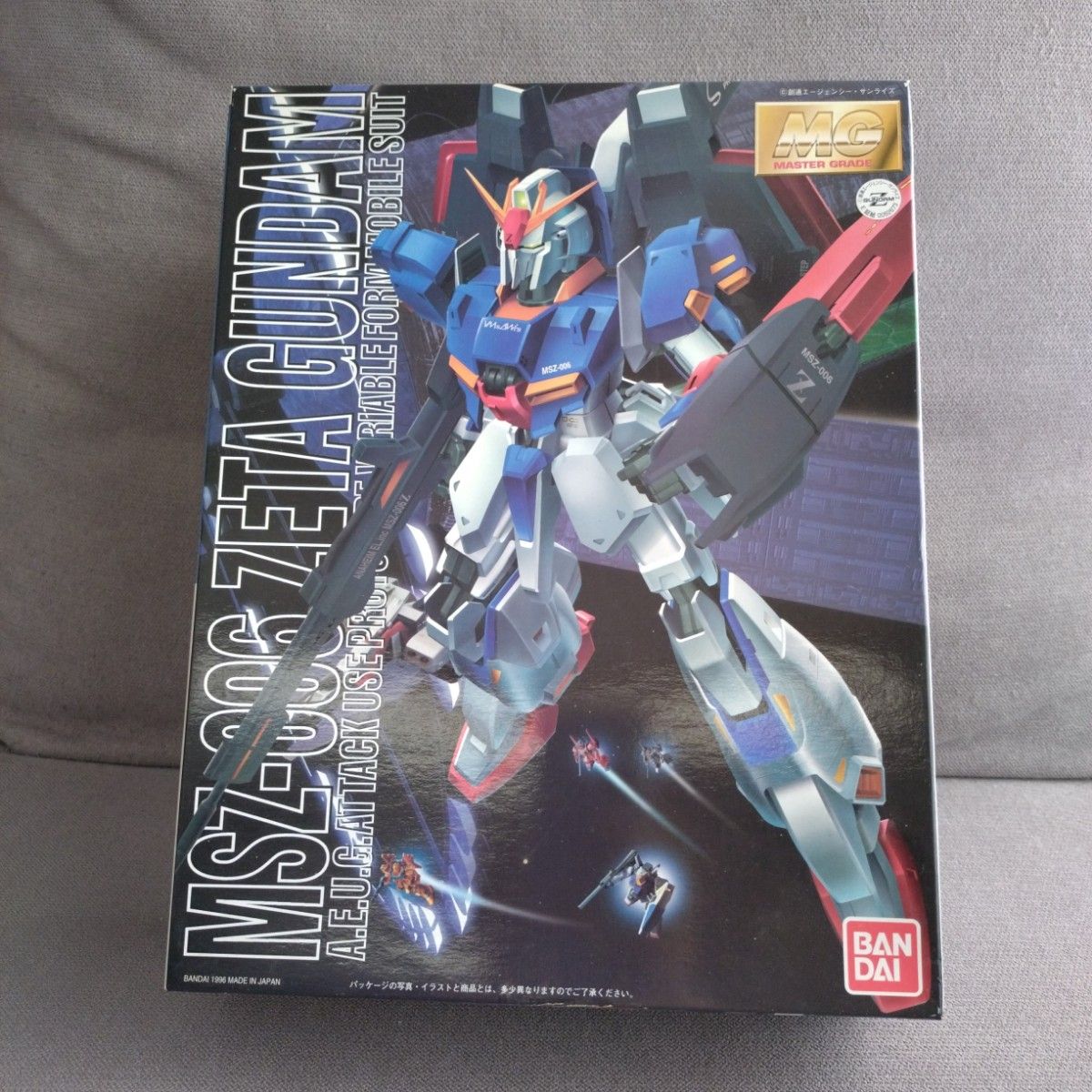 MSZ-006 Zガンダム (1/100スケール MG Zガンダム 機動戦士Z MSZ-006 Zガンダム (1/100スケール MG Zガンダム 機動戦士Z