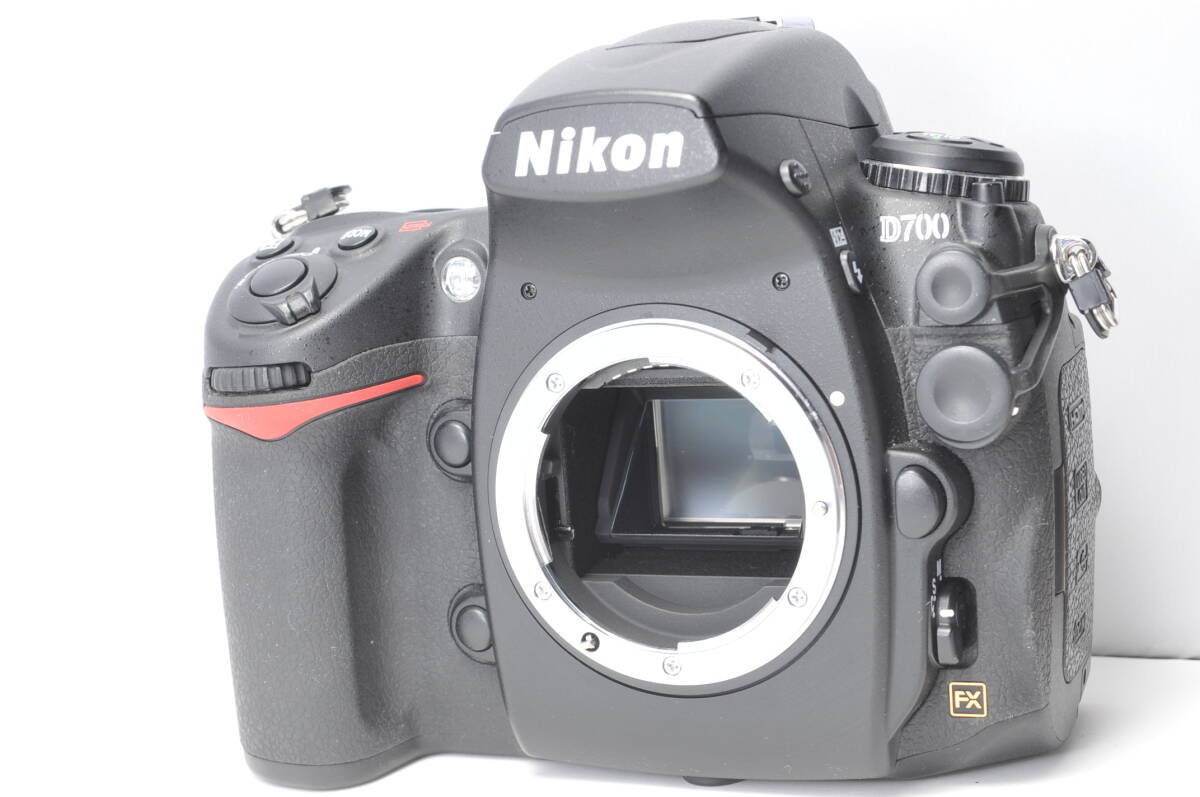 〓シャッター回数わずか2693回 外観綺麗〓ニコン Nikon D700 付属品多数の画像2