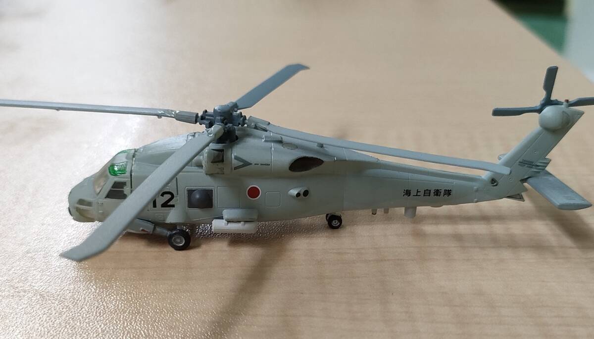 完成品 ジャンク品 F-toys ヘリボーンコレクション 1/144 UH-60 アメリカ陸軍 SH-60 アメリカ海軍 海上自衛隊 UH-１ 陸上自衛隊 8品セット_画像9