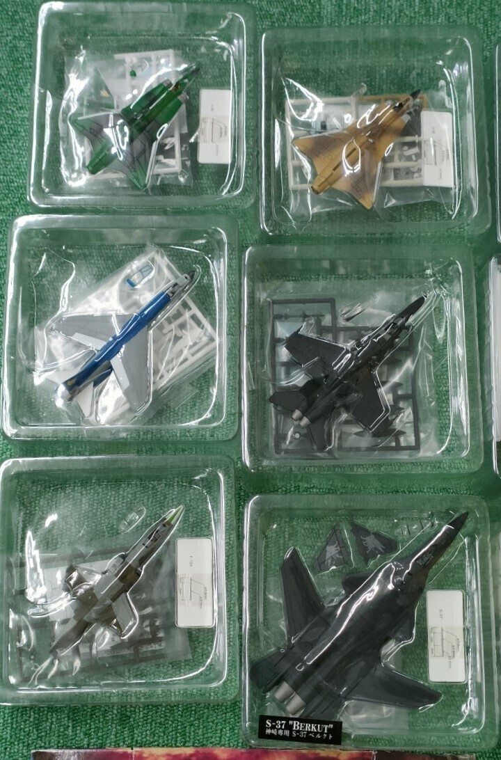 激レア 1/144 エリア88 23種類 シークレット多数 F-20 F-14 X-29 A-10 戦闘機 新谷かおる RIZCO カフェレオ エフトイズ 半完成品 未組立