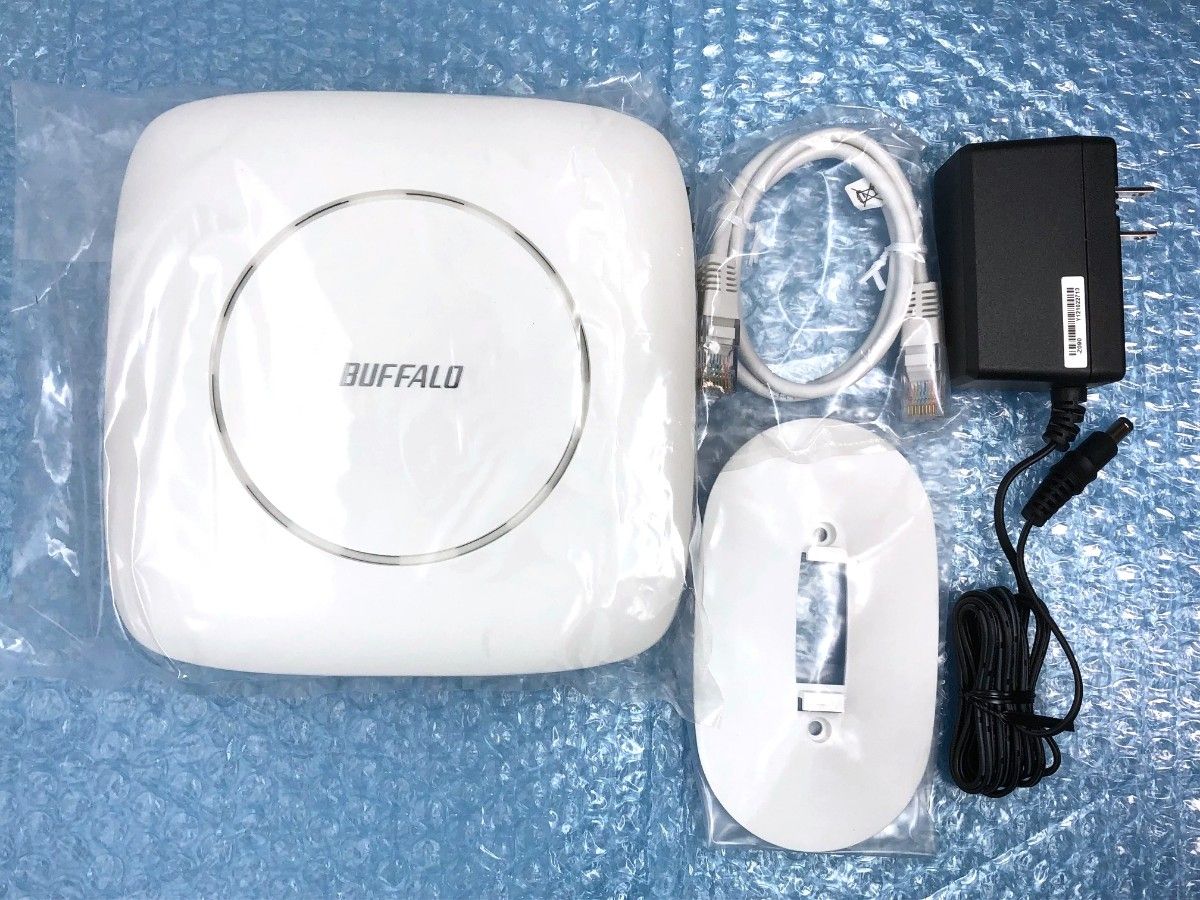 ●美品●BUFFALO　無線LAN親機　Wi-Fi6 対応ルーター　WSR-3200AX4S-WH　最新規格　WiFi 6　対応