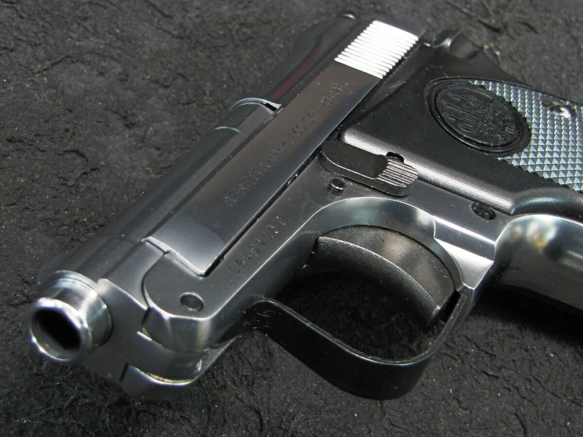 訳あり WE BERETTA 950BS .25ACP シルバーメッキモデル リアル刻印カスタム_画像7