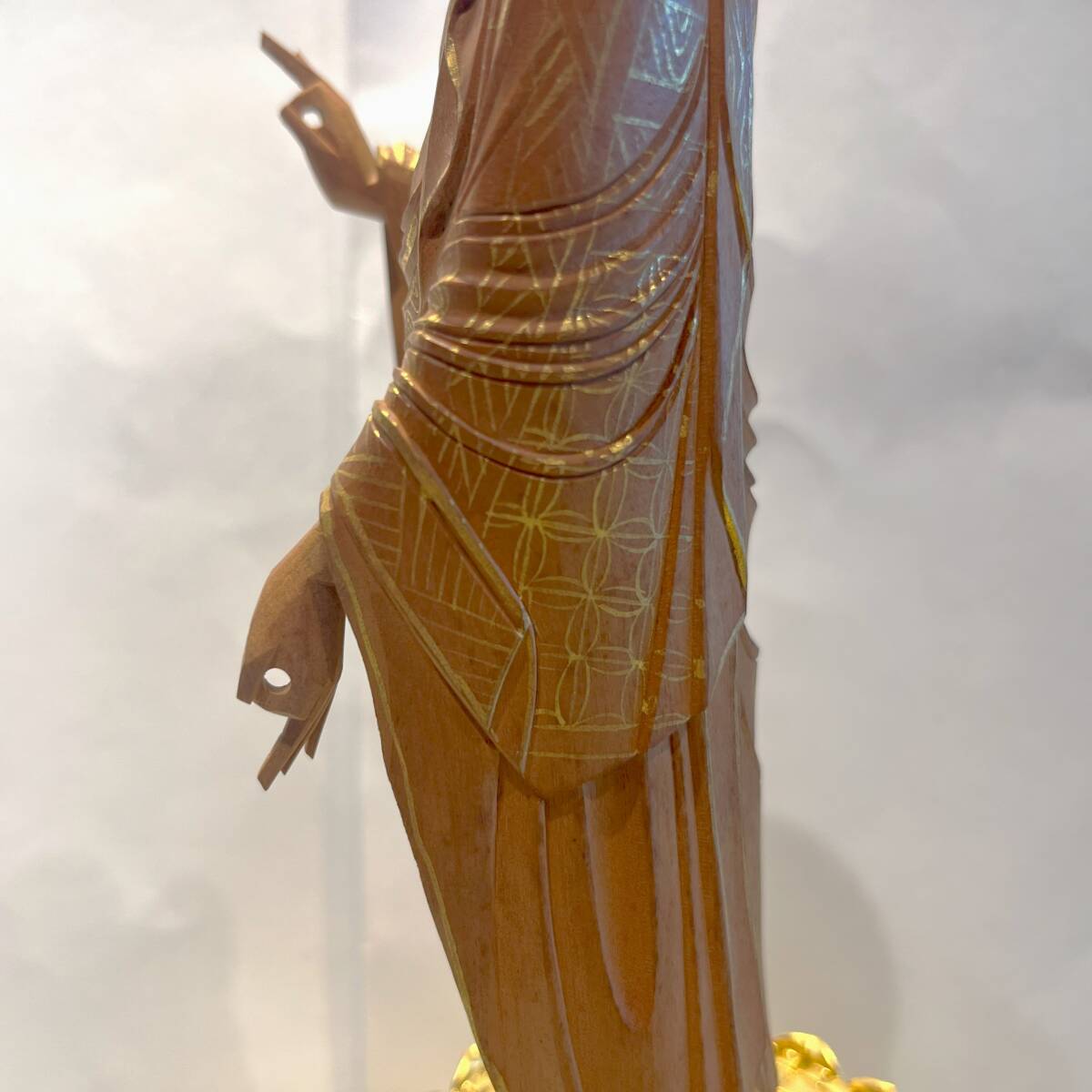 柘植 六角台座 後背無し 木彫り 仏像 【中古】 柘植 六角台座 後背無し 木彫り 仏像 【中古】