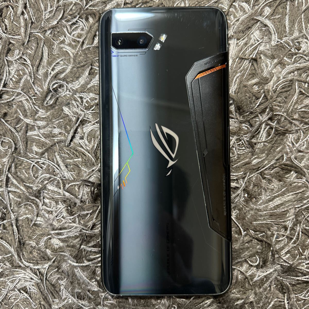 9452円 国内版SIMフリー デュアルSIM対応 ASUS ROG PHONE 2 8GB 9452円 国内版SIMフリー デュアルSIM対応 ASUS ROG PHONE 2 8GB