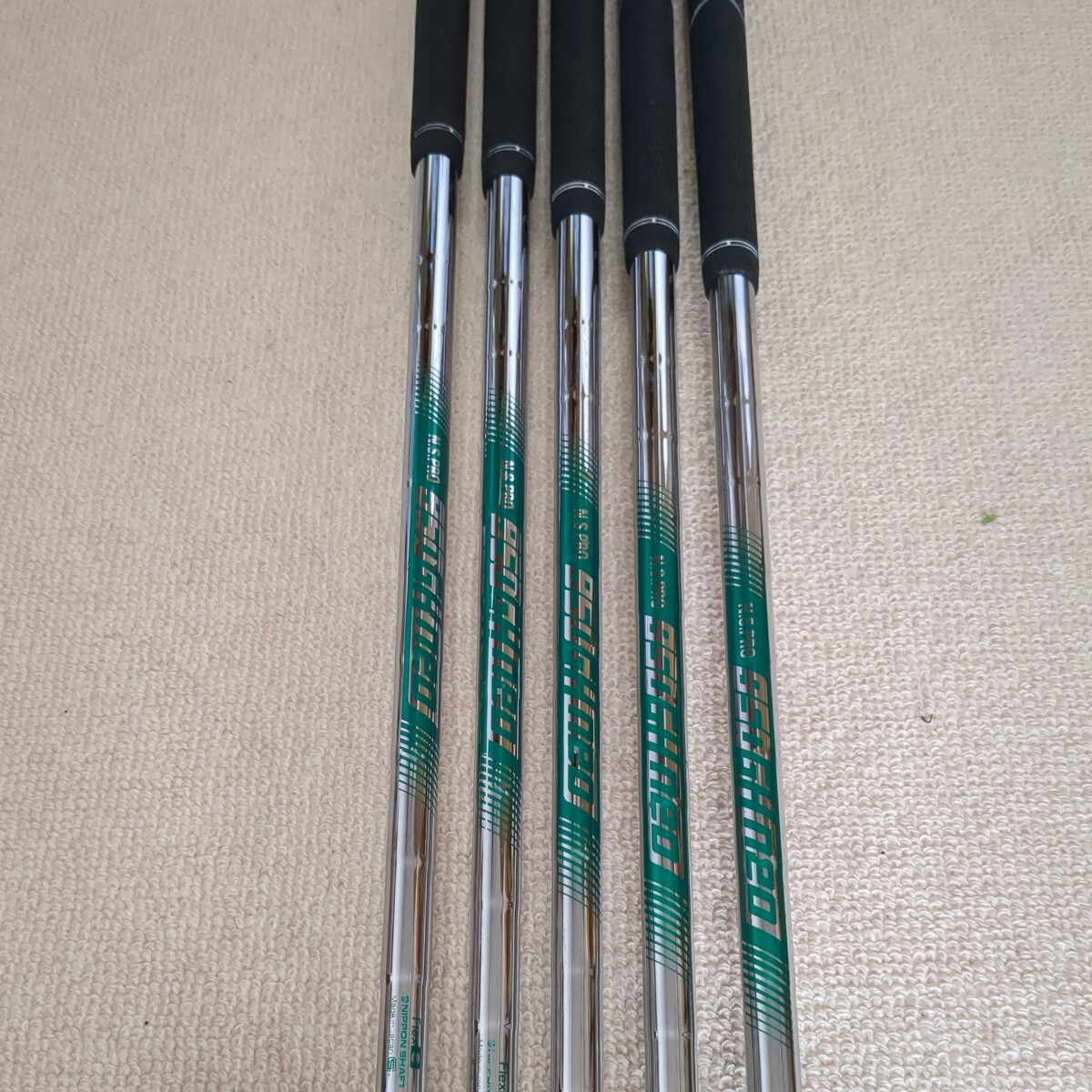 HONMA GOLF T//WORLD TR21 X アイアンセット　＃６－１０　５本　_画像7