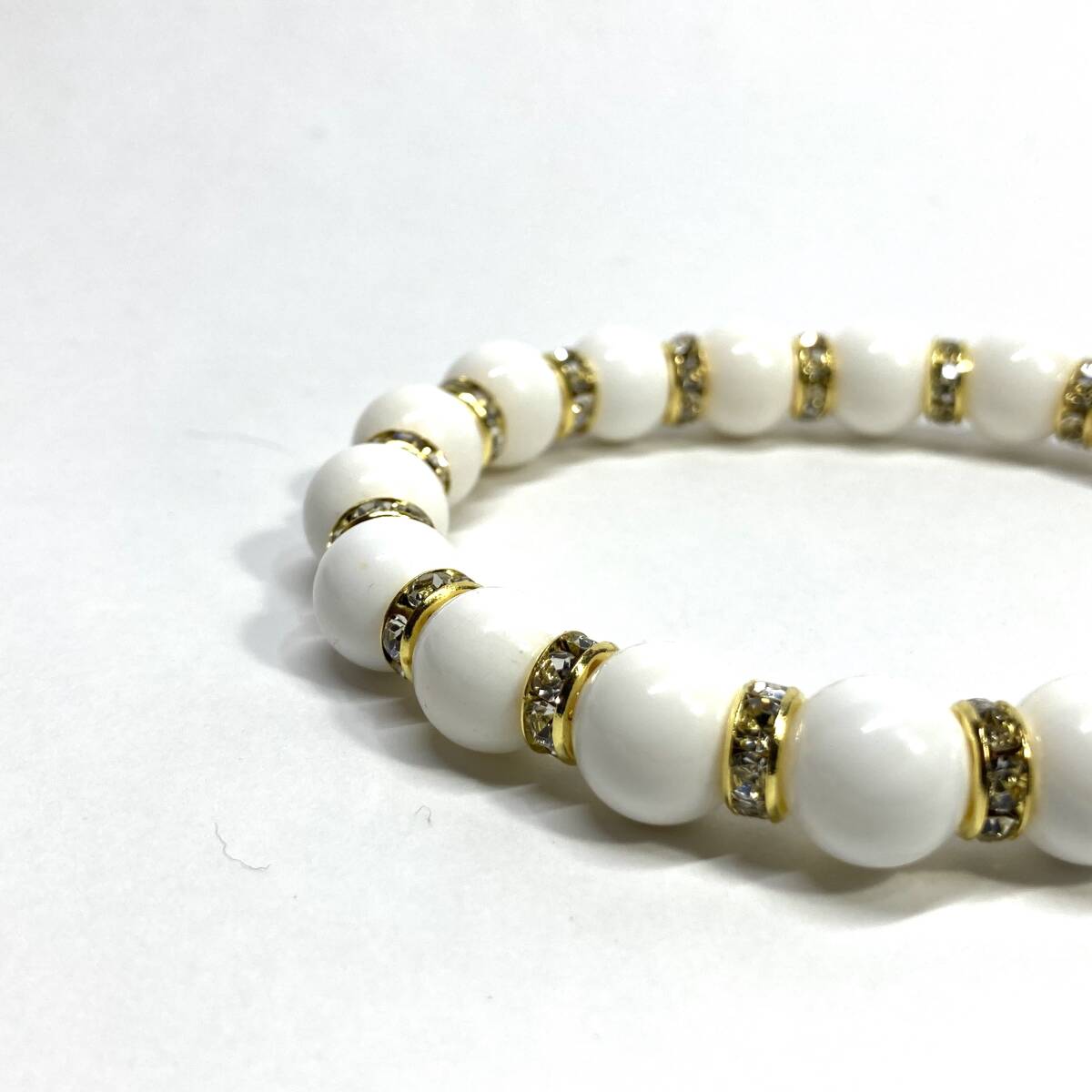 ホワイトオニキス パワーストーン ブレスレット 天然石ブレス 10mm メンズ・レディース (ロンデル：ゴールド)　開運　浄化　数珠ブレス_画像3