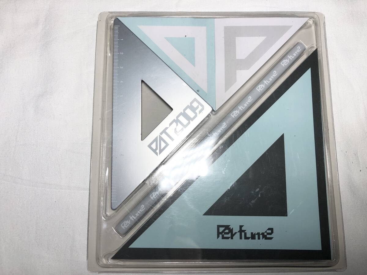 Perfume 直角二等辺三角形TOUR ステーショナリーセット 三角定規 えんぴつ 付箋 ノート 鉛筆