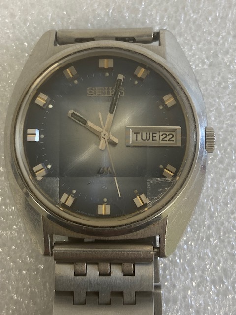 SEIKO セイコー 25 JEWELS 5606 7230 AUTOMATIC 自動巻き Watch 腕時計 BLUE 青文字盤 Men's メンズ 防水 稼働の画像1