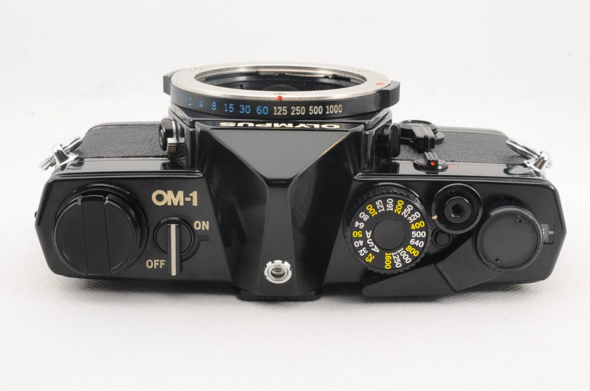 OLYMPUS オリンパス OM-1 ブラック ボディ_画像3