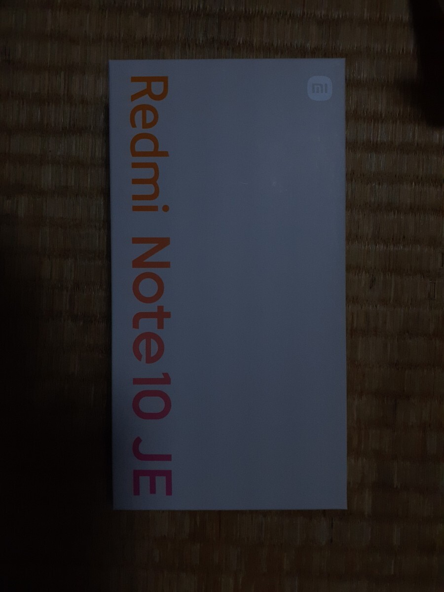 Redmi Note 10 JE XIG02 6.5インチ メモリー4GB ストレージ64GB クロームシルバー au