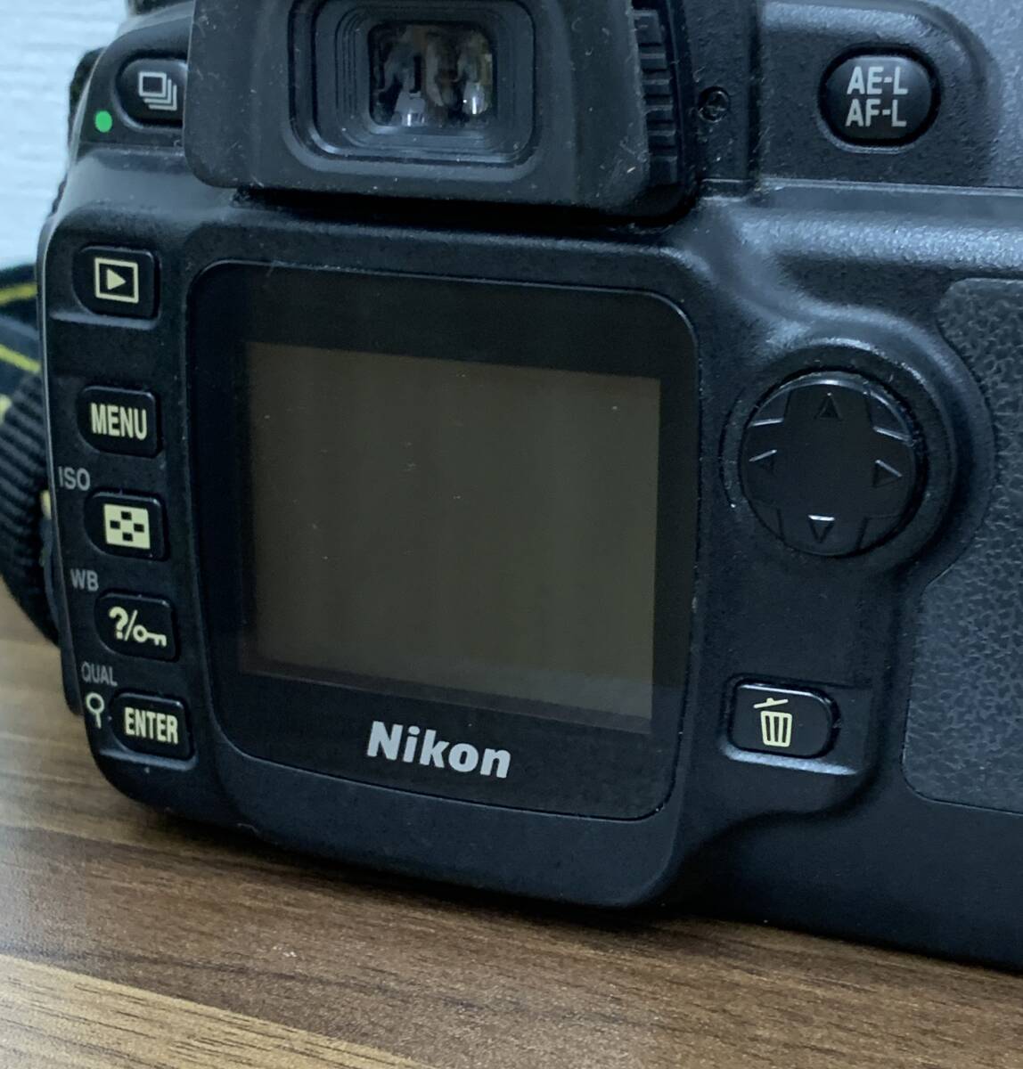 #10730 【コレクター必見♪♪】☆★Nikon ニコン D50 デジタル一眼レフカメラ カメラボディ 本体 充電器バッテリー付 動作未確認★☆の画像9