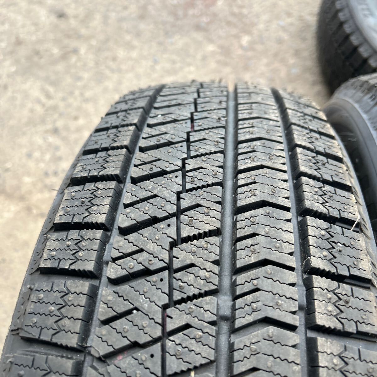 185/60R15 84Q ブリヂストン ブリザック VRX2 イボあり 4本セット 千葉県木更津市より 引き取り可 _画像5