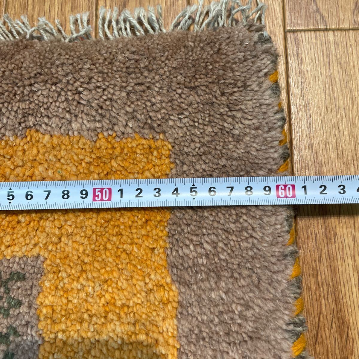 1000円スタート　在庫処分　期間限定　ネット価格　手織りペルシャ絨毯　新品　ギャッベ　83×60cm　ラグ　カーペット_画像8